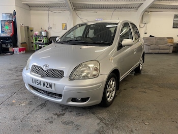 Used Toyota Yaris 2004 for sale - 77305915: Photo