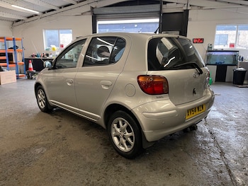 Used Toyota Yaris 2004 for sale - 77305915: Photo