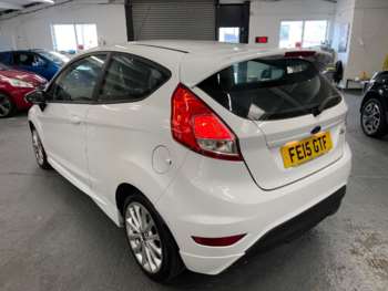 Used Ford Fiesta 2015 for sale - 74679032: Photo