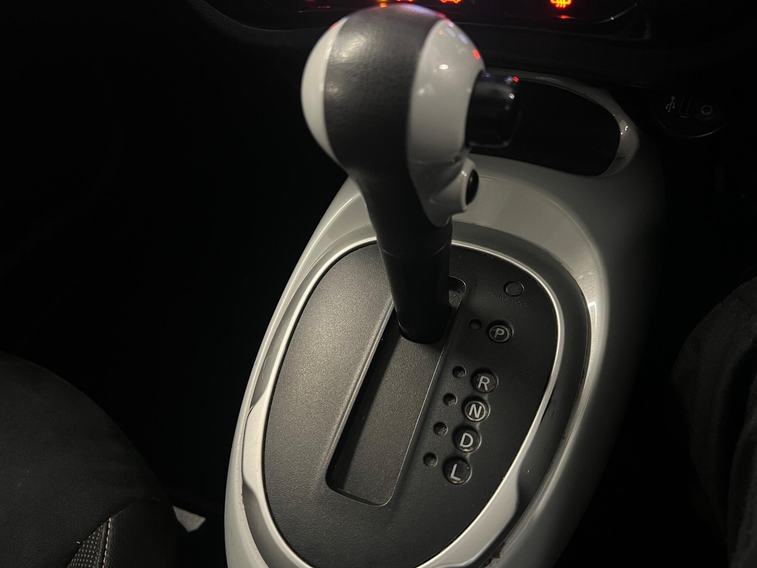 Used Nissan Juke 2017 for sale - 76926805: Photo 11