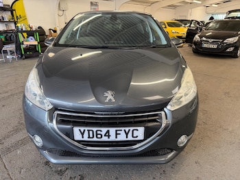 Used Peugeot 208 2014 for sale - 78292423: Photo