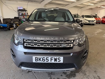 Used Land Rover Discovery Sport 2015 for sale - 77559946: Photo