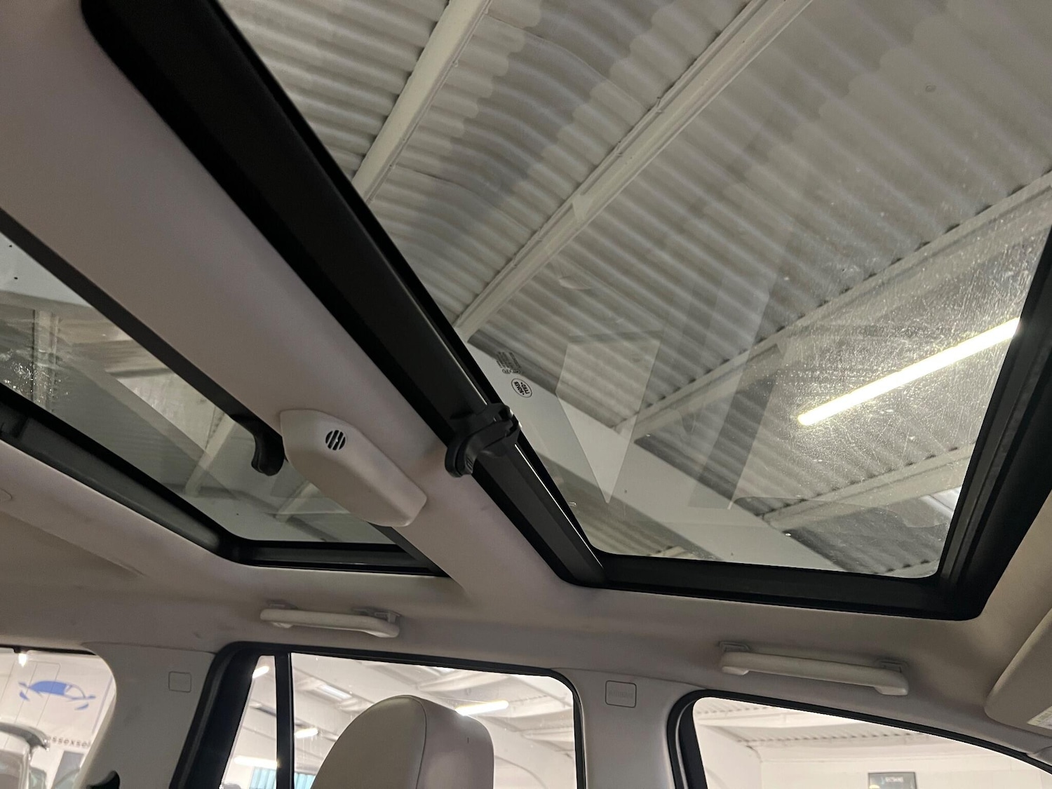 Used Land Rover Freelander 2011 for sale - 76926882: Photo 36