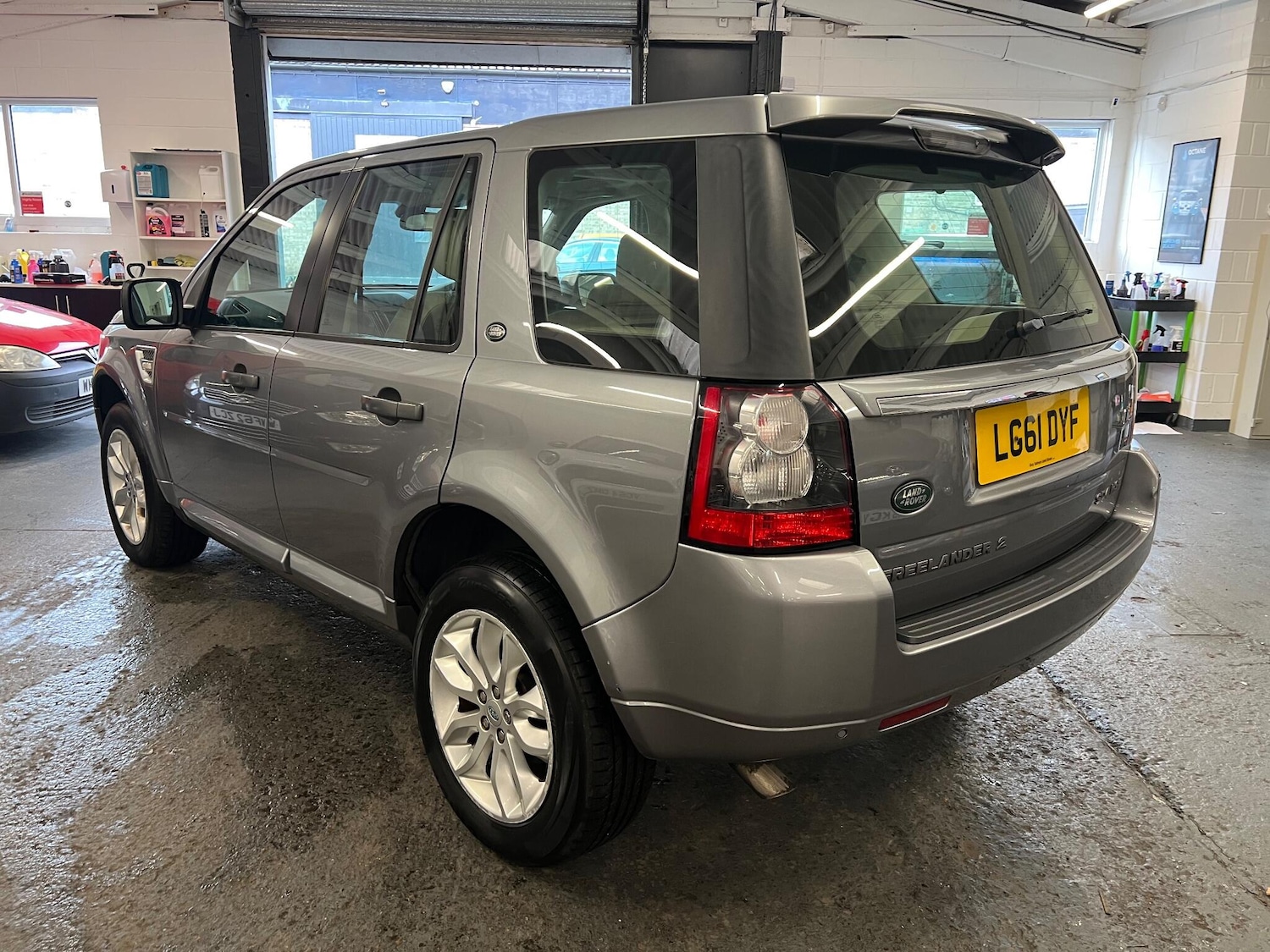 Used Land Rover Freelander 2011 for sale - 76926882: Photo 4