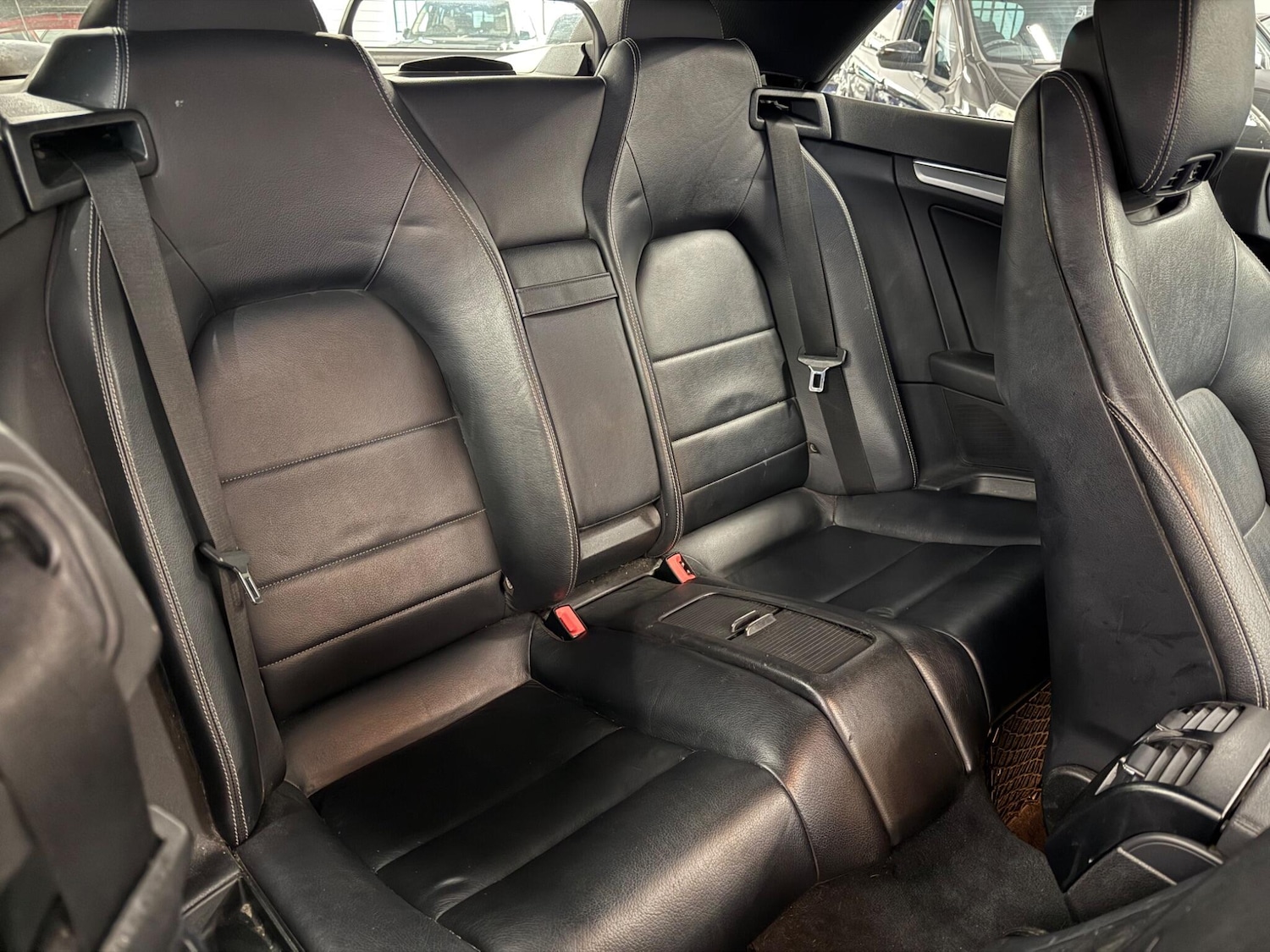 Used Mercedes-Benz E Class 2011 for sale - 76239588: Photo 12