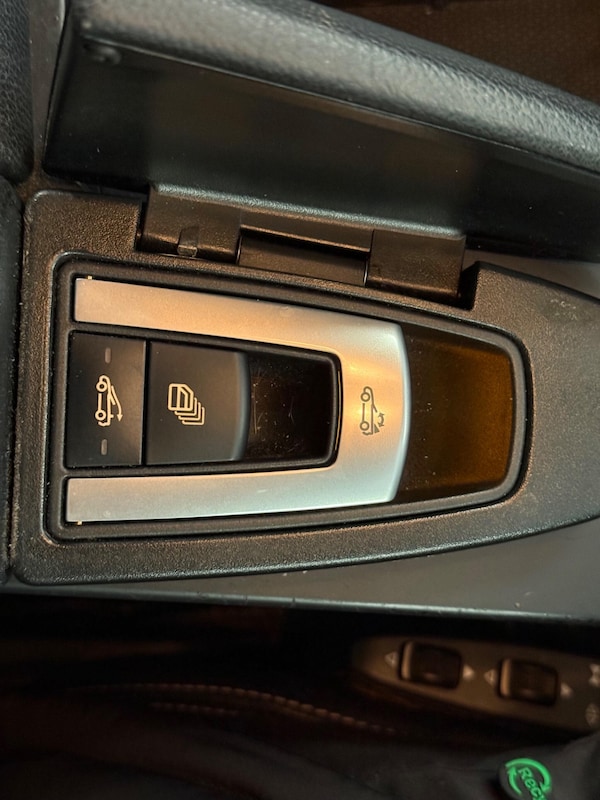 Used Mercedes-Benz E-Class 2011 for sale - 76239588: Photo 18