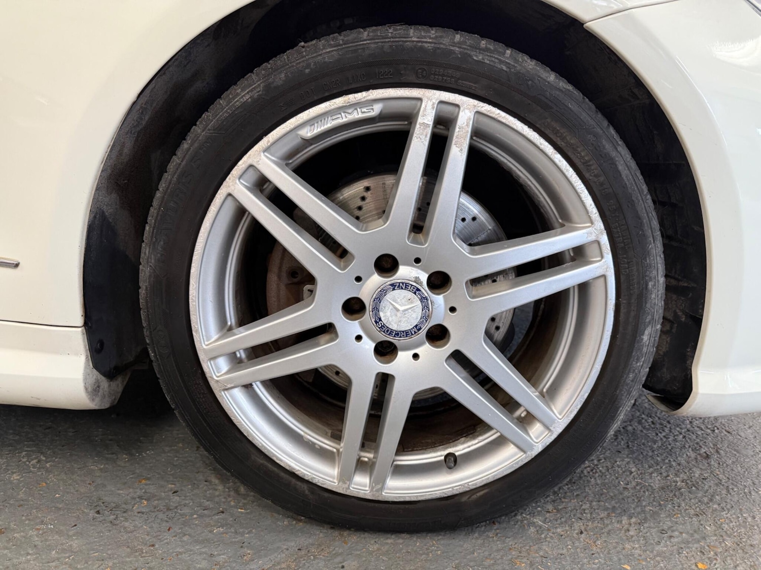 Used Mercedes-Benz E Class 2011 for sale - 76239588: Photo 21