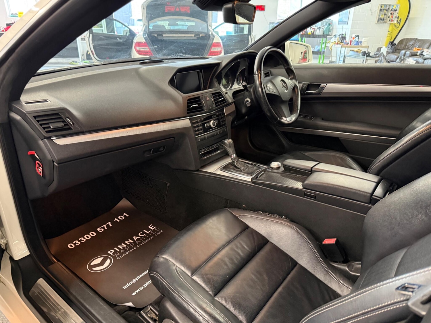 Used Mercedes-Benz E Class 2011 for sale - 76239588: Photo 32