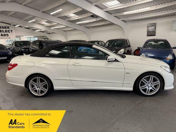 Used Mercedes-Benz E-Class 2011 for sale - 76239588: Photo 7