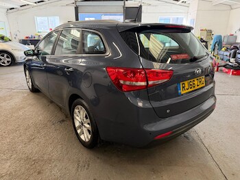 Used Kia Ceed 2017 for sale - 78157110: Photo