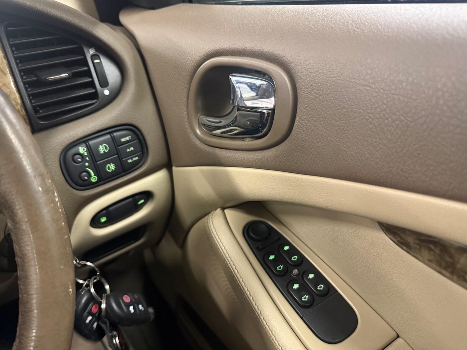 Used Jaguar S-Type 2005 for sale - 77315166: Photo 13