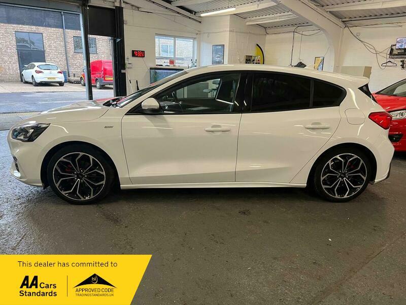 Used Ford Focus 2020 for sale - 76238604: Photo 5