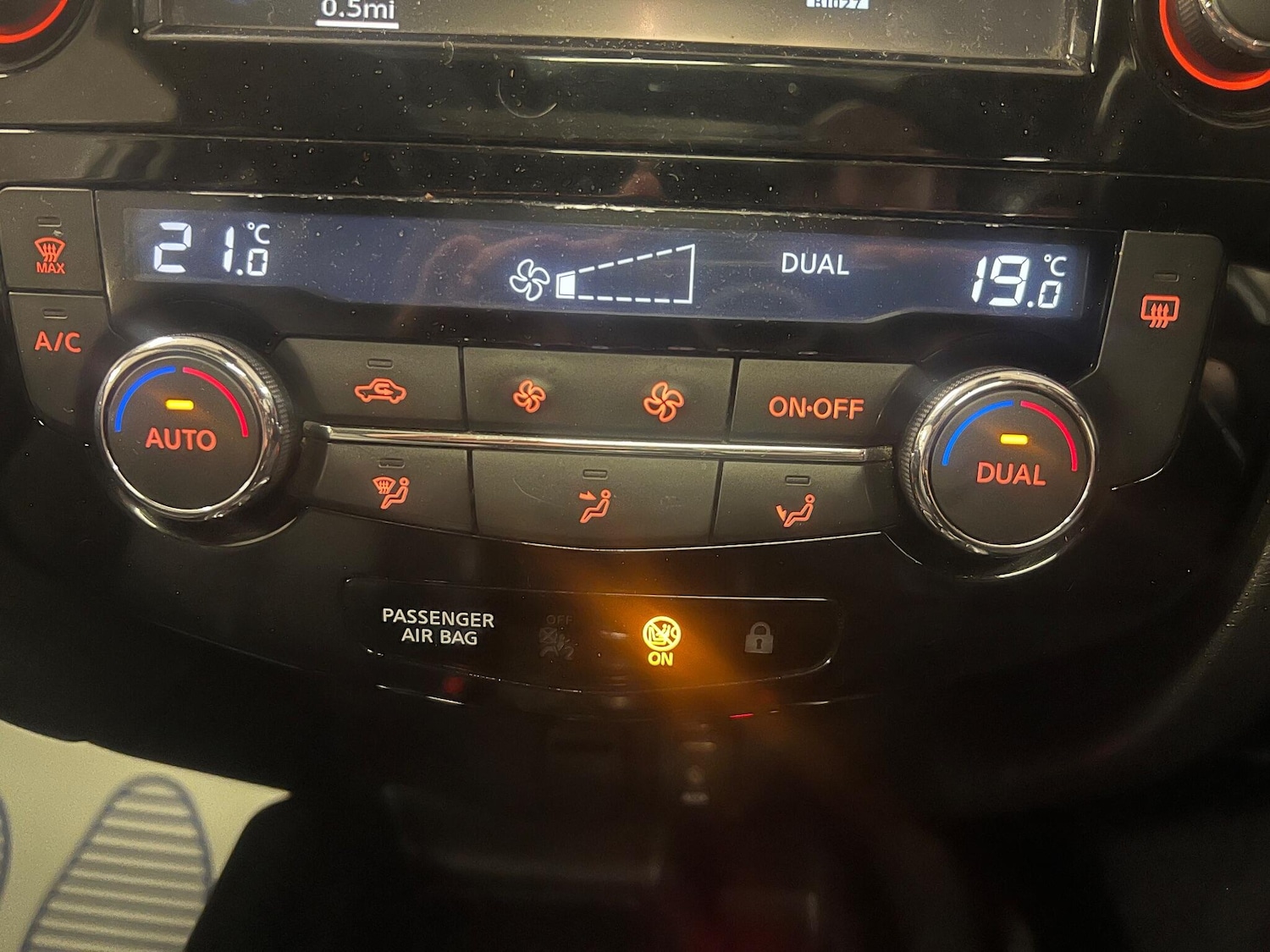 Used Nissan X-Trail 2015 for sale - 77305643: Photo 22