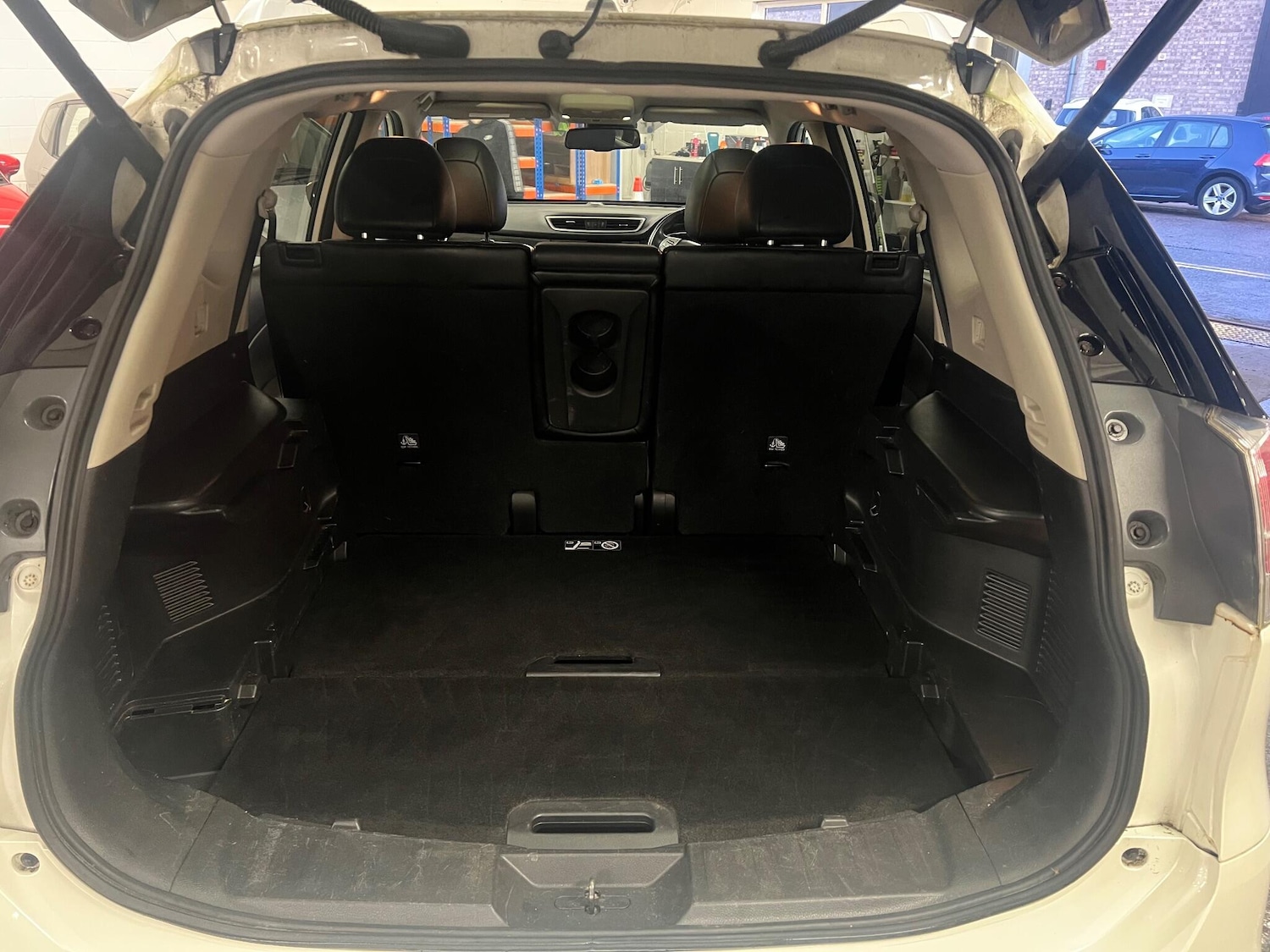 Used Nissan X-Trail 2015 for sale - 77305643: Photo 34