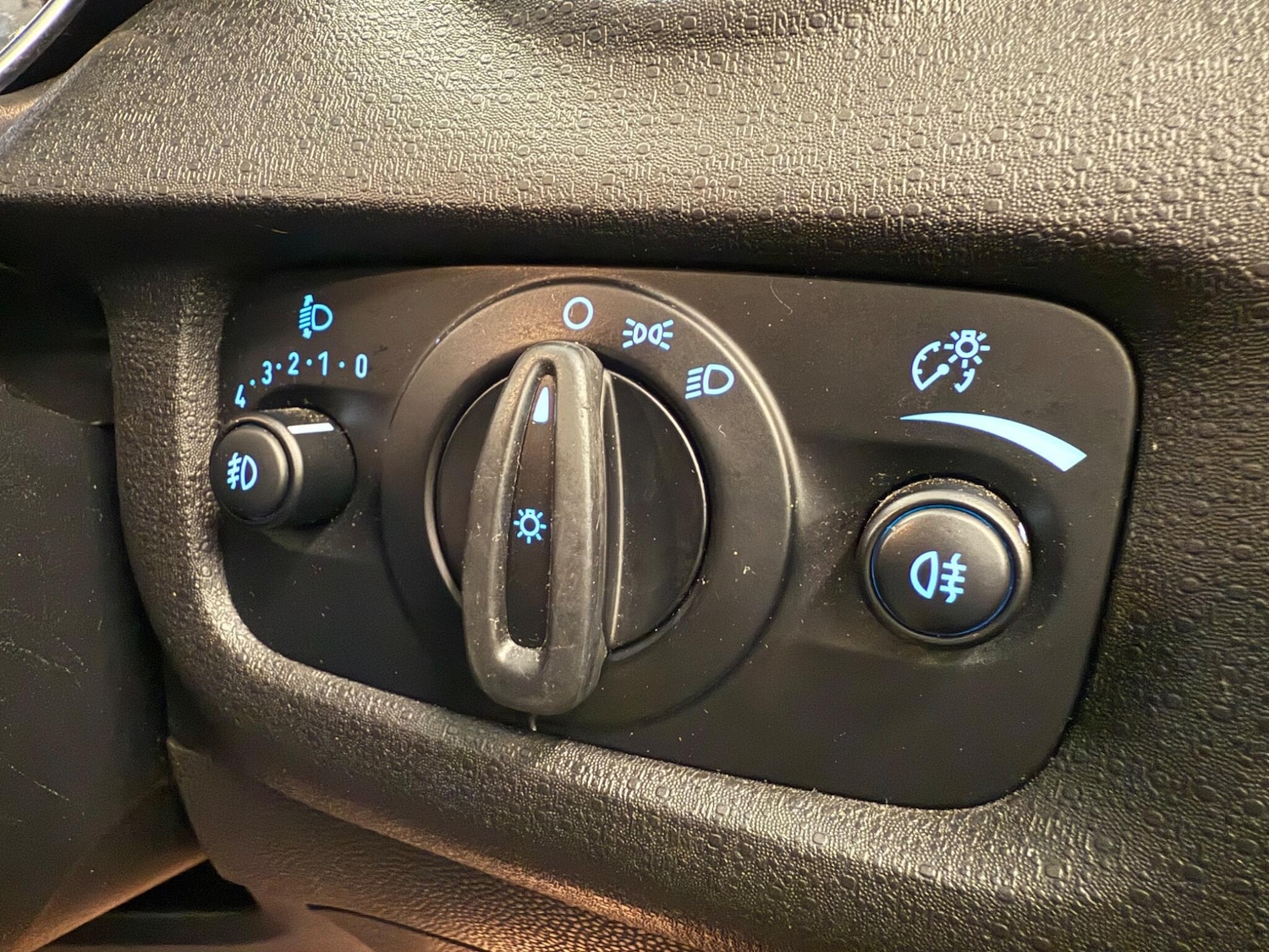 Used Ford Fiesta 2017 for sale - 77163477: Photo 13