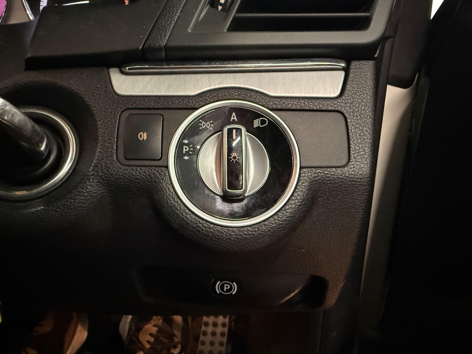 Used Mercedes-Benz E Class 2011 for sale - 76992994: Photo 20