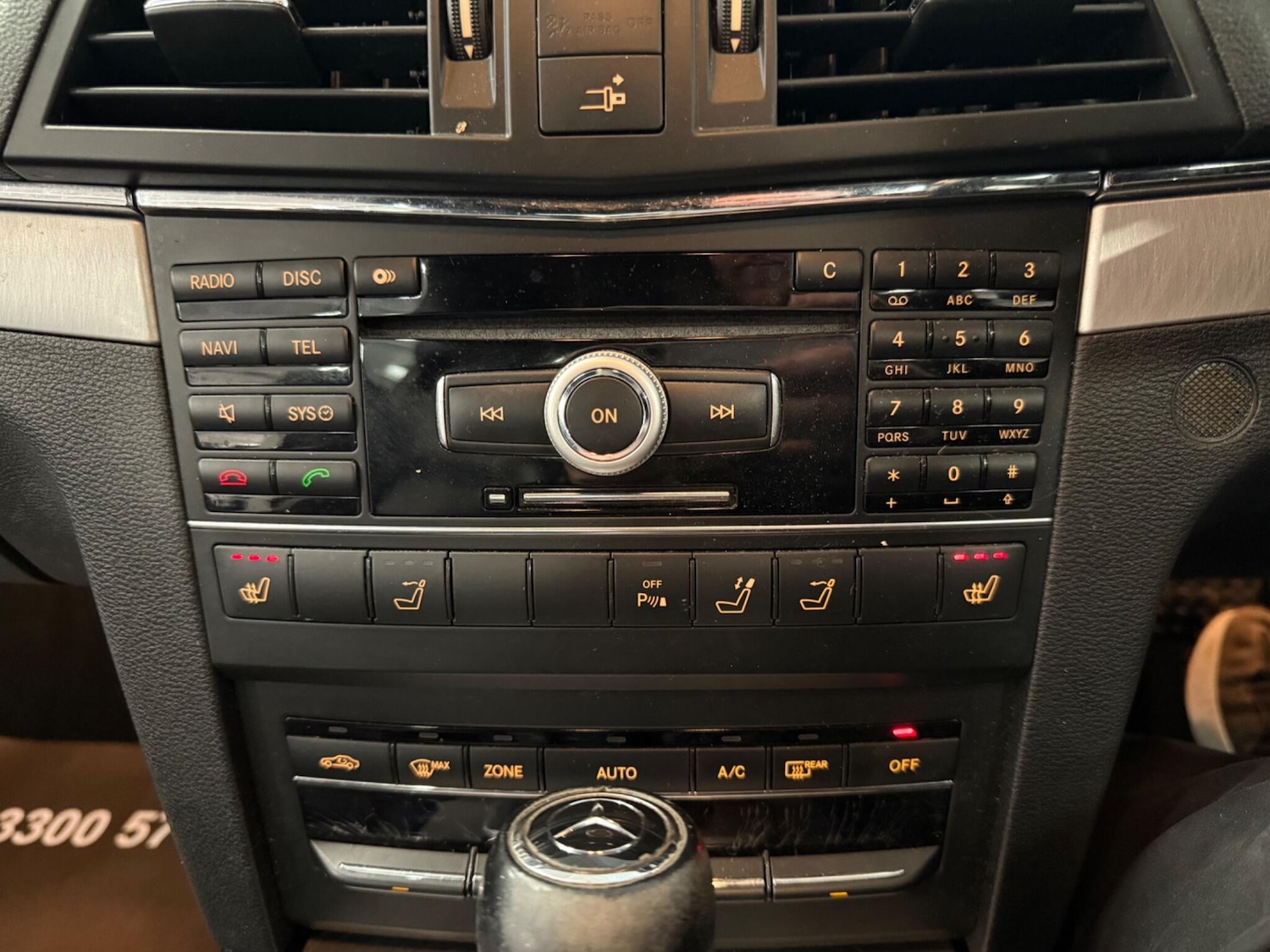 Used Mercedes-Benz E Class 2011 for sale - 76992994: Photo 34