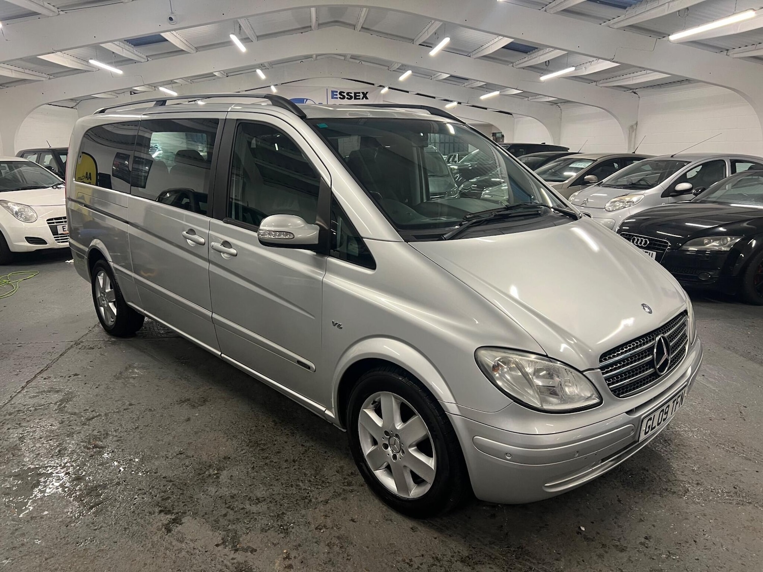 Used Mercedes-Benz Viano 2009 for sale - 76850325: Photo 1