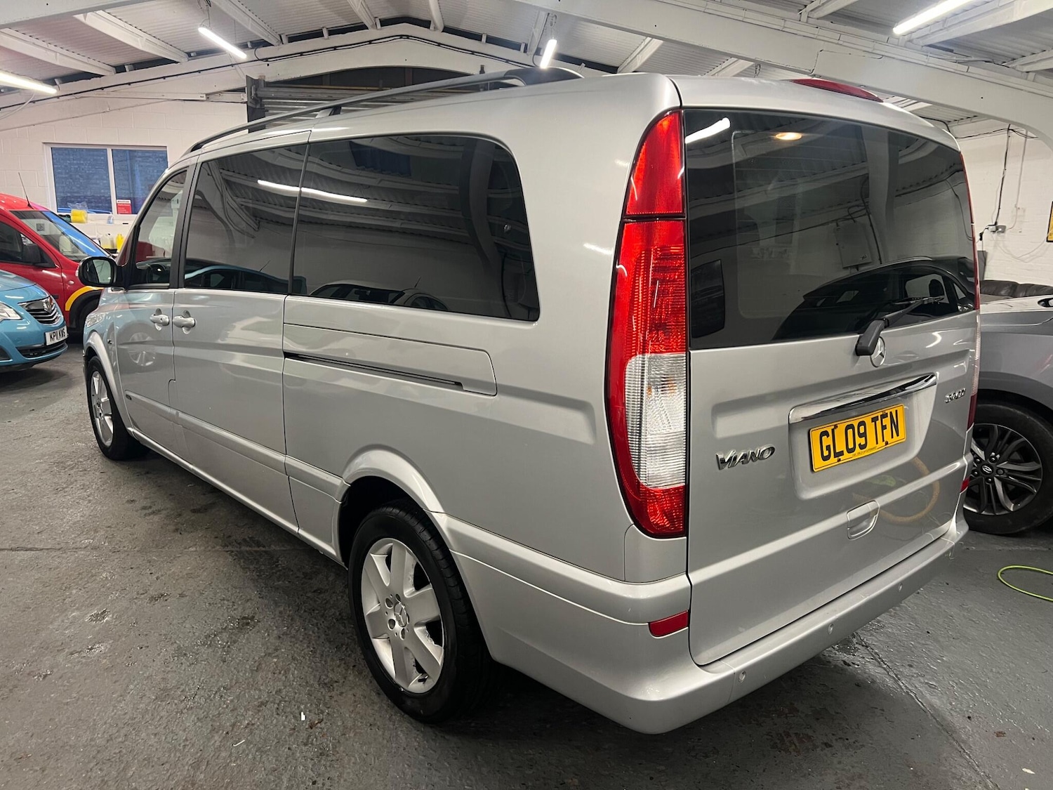 Used Mercedes-Benz Viano 2009 for sale - 76850325: Photo 5