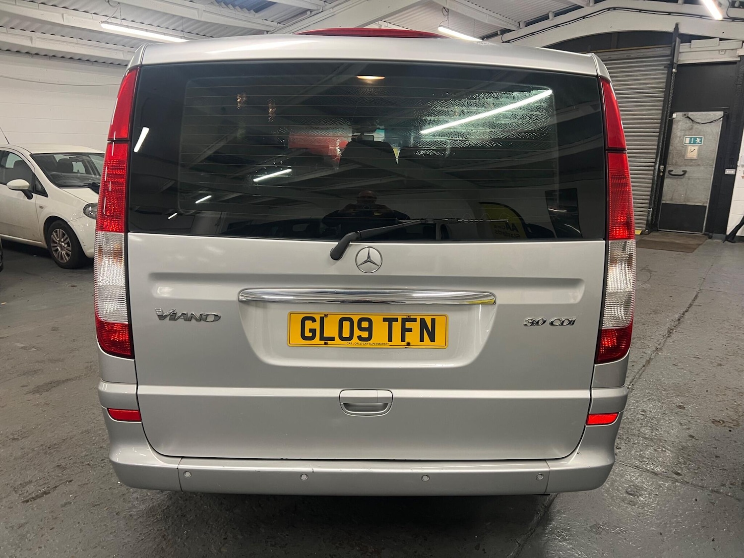 Used Mercedes-Benz Viano 2009 for sale - 76850325: Photo 6