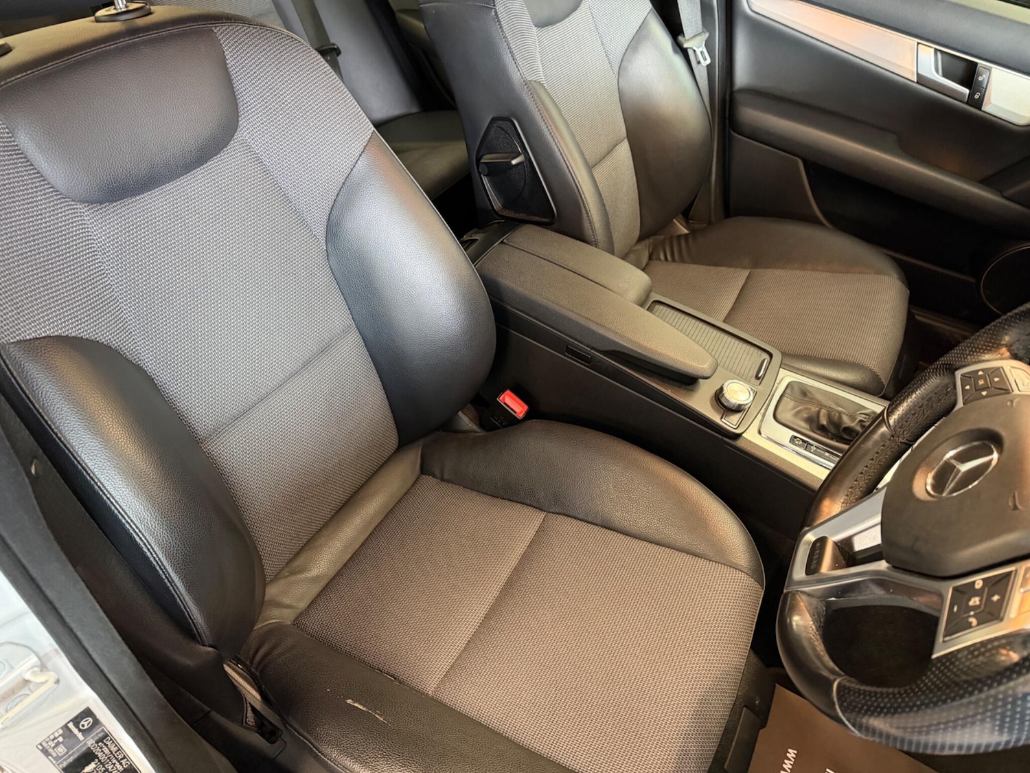 Used Mercedes-Benz C Class 2012 for sale - 78170452: Photo 11