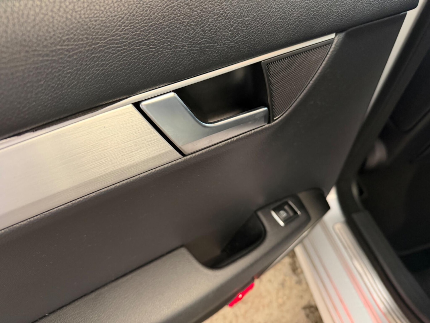 Used Mercedes-Benz C Class 2012 for sale - 78170452: Photo 35