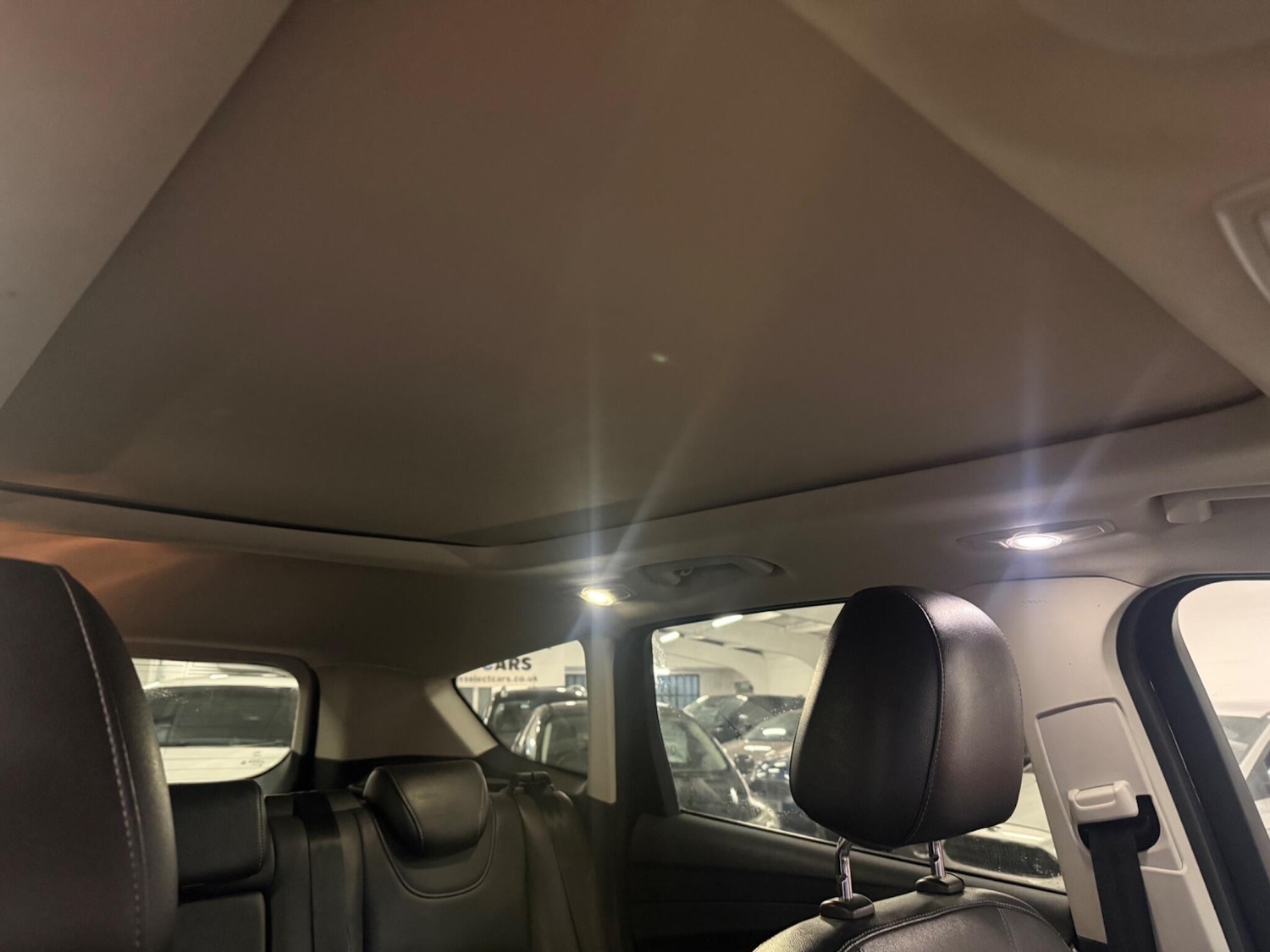 Used Ford Kuga 2015 for sale - 77784114: Photo 14