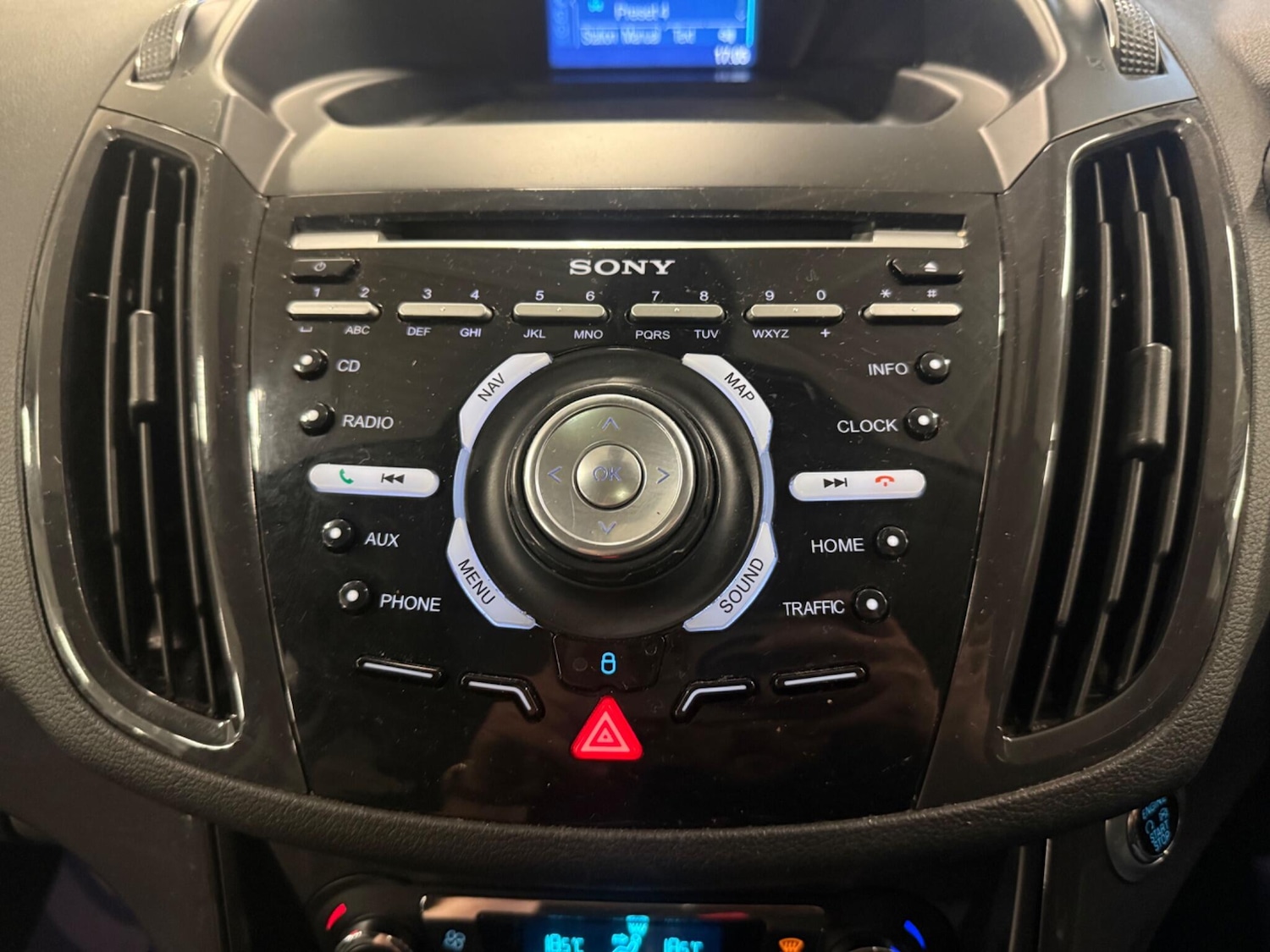 Used Ford Kuga 2015 for sale - 77784114: Photo 28