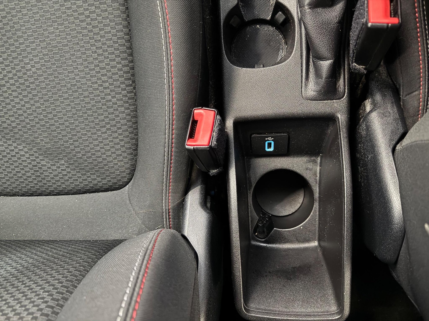 Used Ford Fiesta 2018 for sale - 76886486: Photo 13