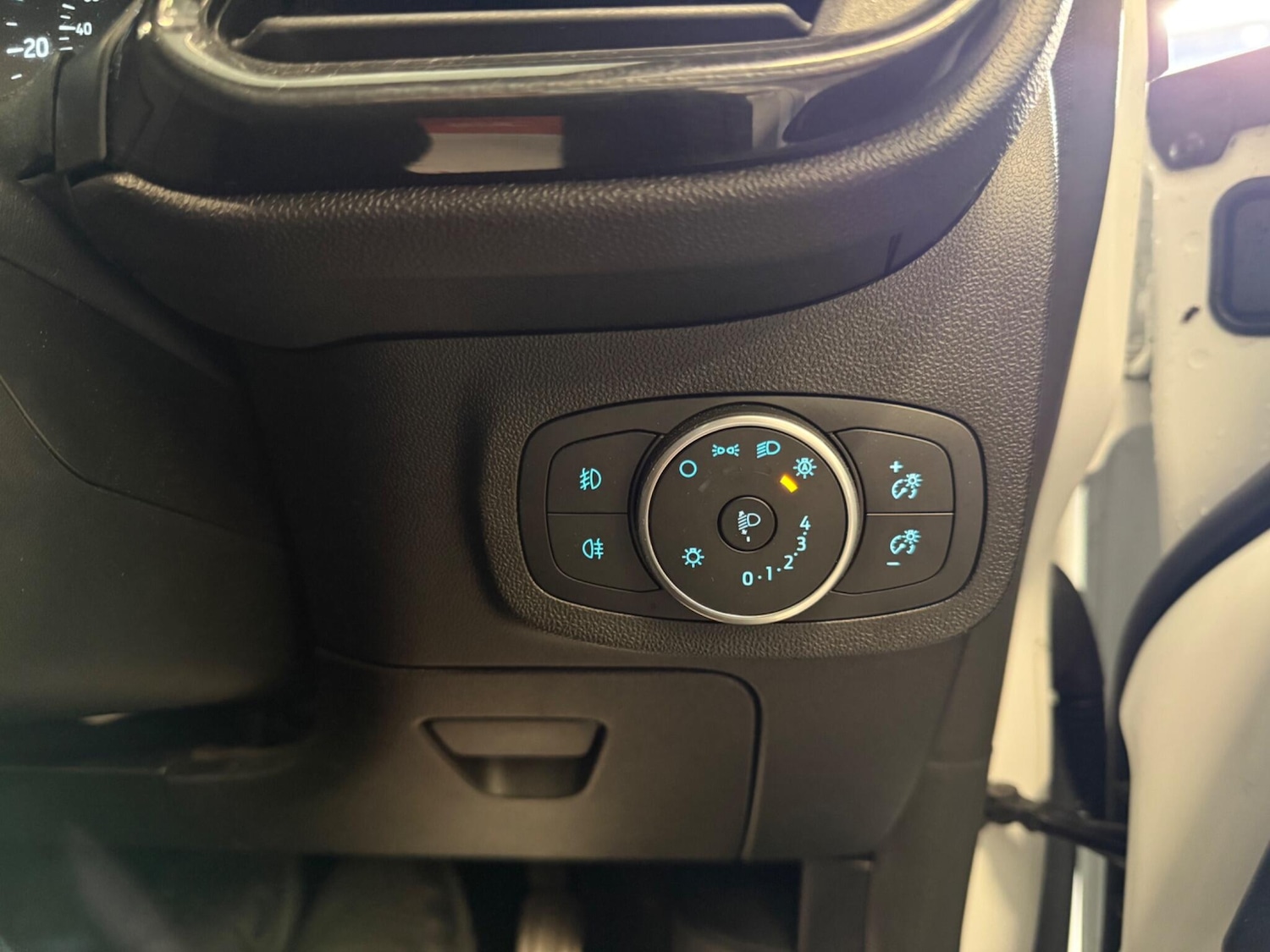 Used Ford Fiesta 2018 for sale - 76886486: Photo 19