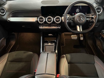 Used Mercedes-Benz GLB 2024 for sale - 77373761: Photo