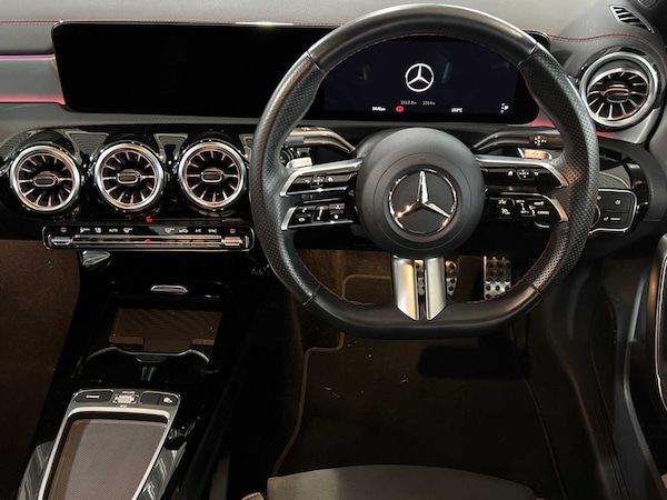 Used Mercedes-Benz CLA 2023 for sale - 76125728: Photo 17