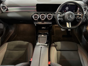 Used Mercedes-Benz CLA 2023 for sale - 76125728: Photo 3