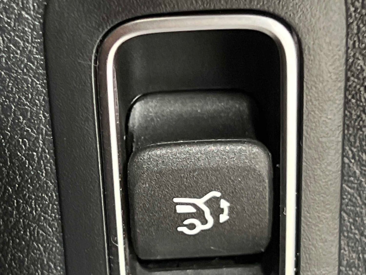 Used Mercedes-Benz GLB 2024 for sale - 76501831: Photo 35