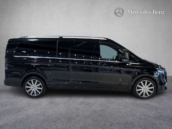 Used Mercedes-Benz V-Class 2025 for sale - 78825194: Photo