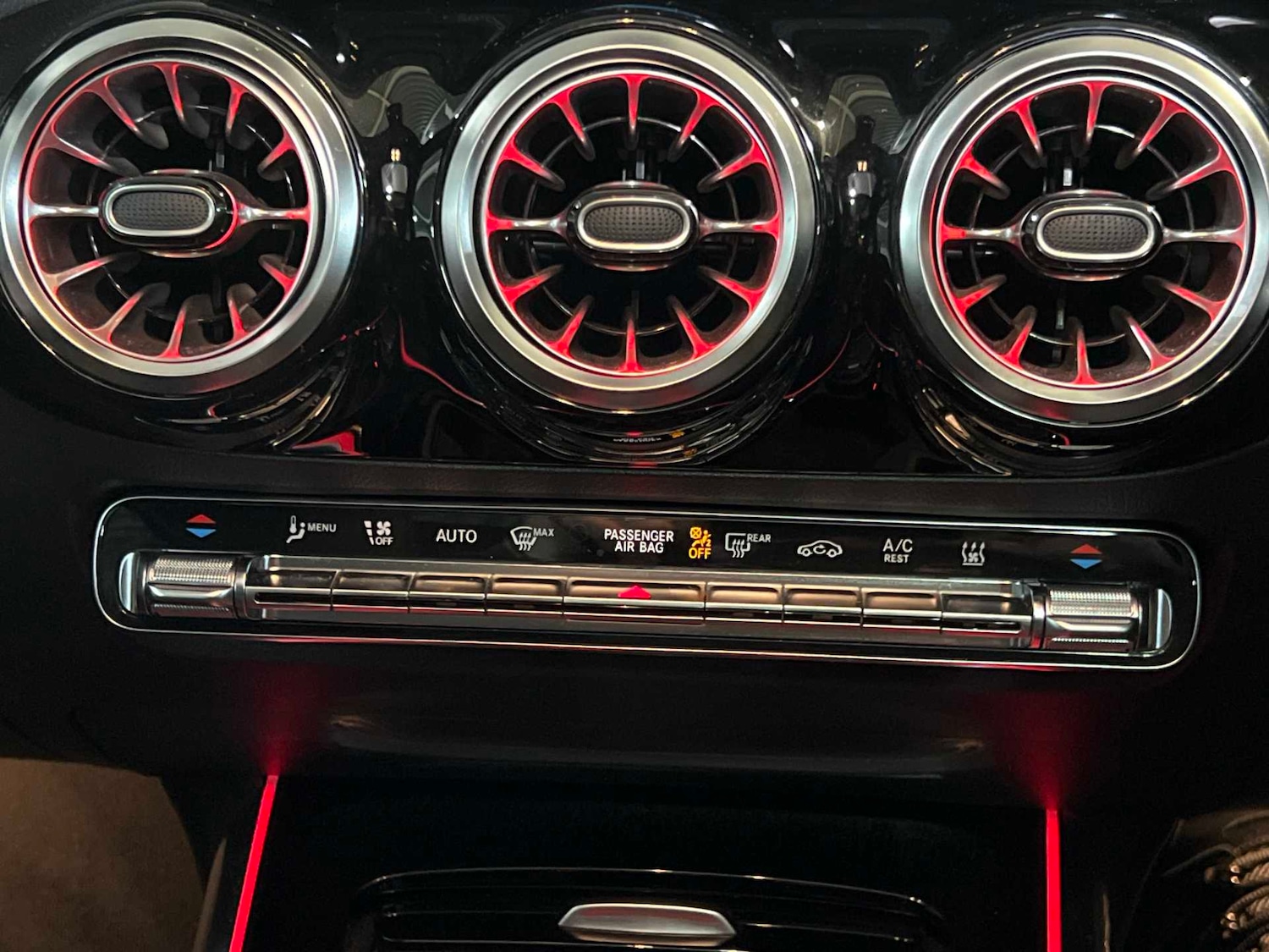 Used Mercedes-Benz GLA 2023 for sale - 76967727: Photo 22