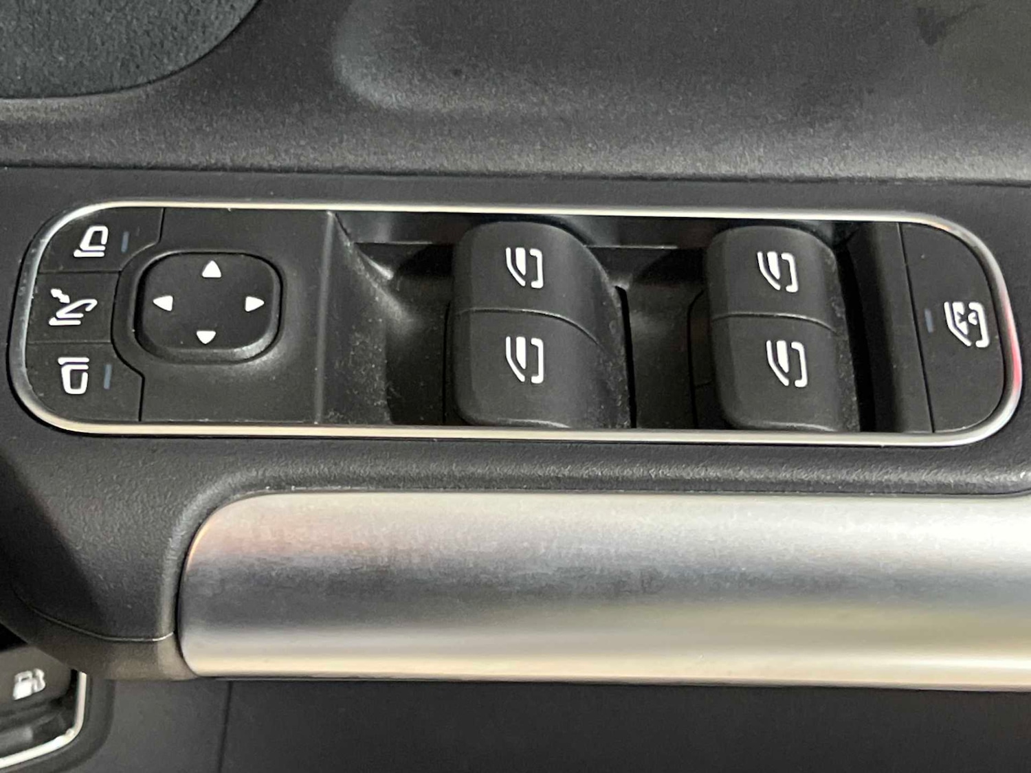 Used Mercedes-Benz GLA 2023 for sale - 76967727: Photo 34