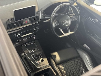 Used Audi Q5 2019 for sale - 75218646: Photo