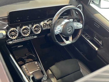 Used Mercedes-Benz GLB 2022 for sale - 75968207: Photo