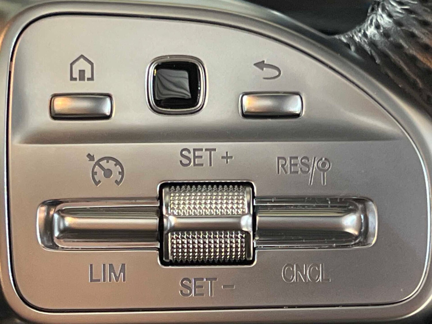 Used Mercedes-Benz CLA 2022 for sale - 76889858: Photo 32