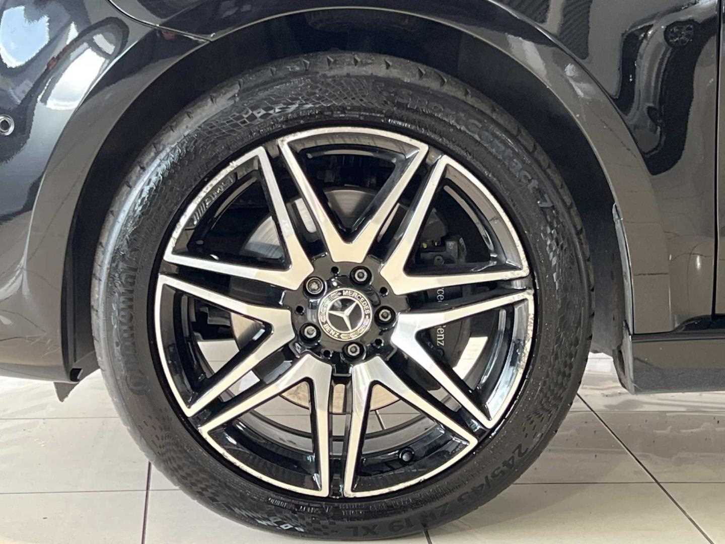 Used Mercedes-Benz V-Class 2023 for sale - 76156164: Photo 11