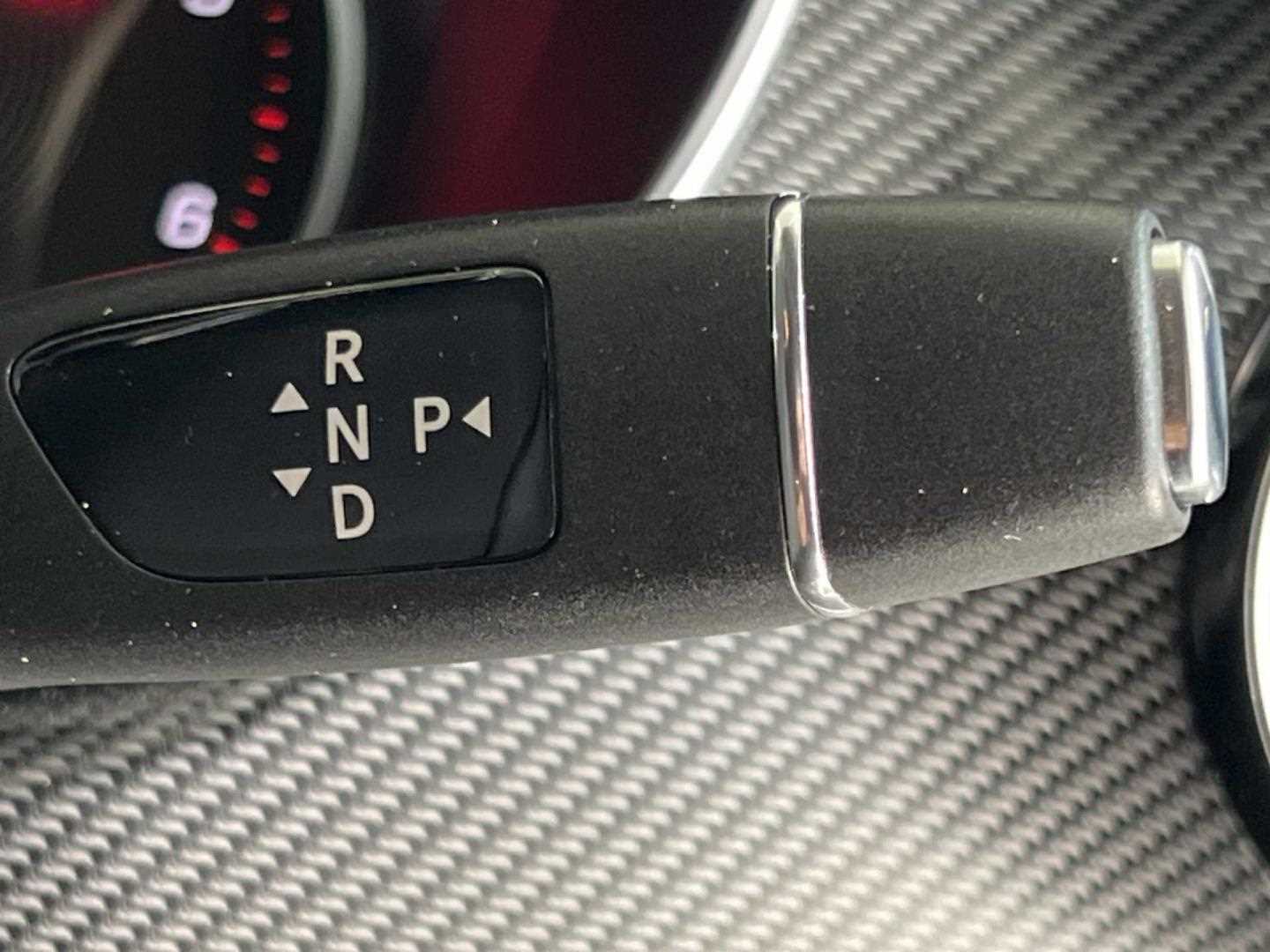 Used Mercedes-Benz V-Class 2023 for sale - 76156164: Photo 23