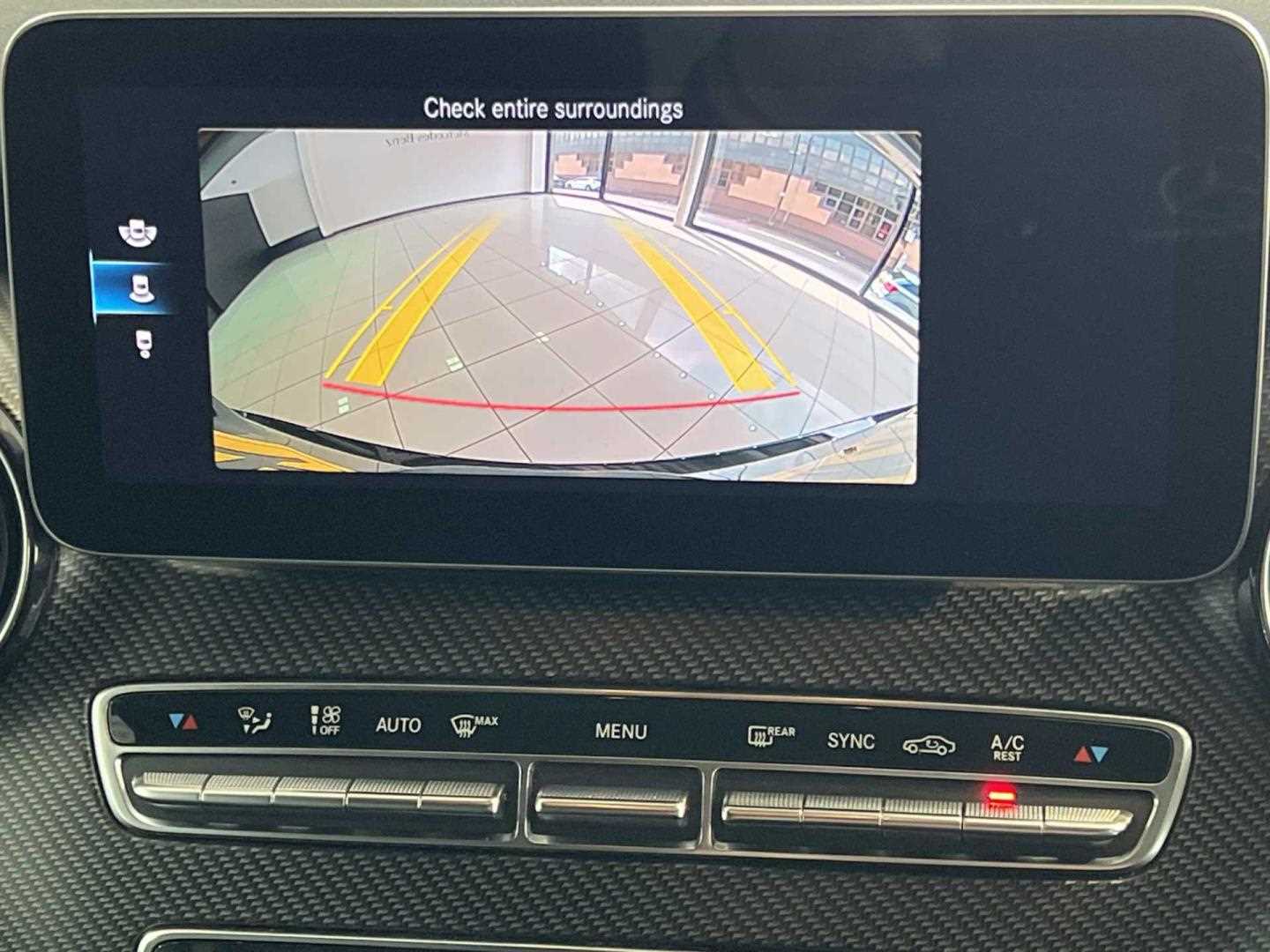 Used Mercedes-Benz V-Class 2023 for sale - 76156164: Photo 4