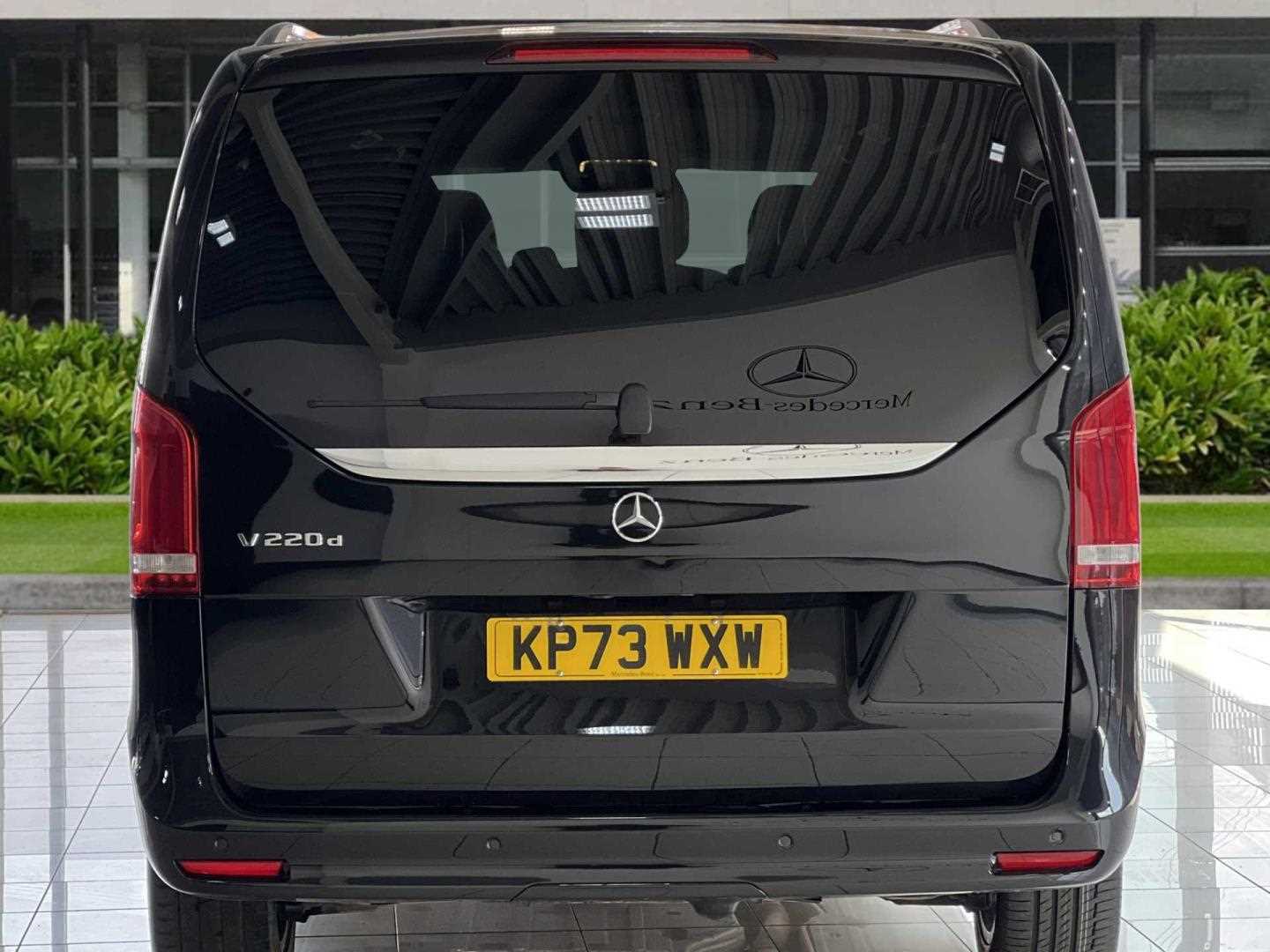 Used Mercedes-Benz V-Class 2023 for sale - 76156164: Photo 7