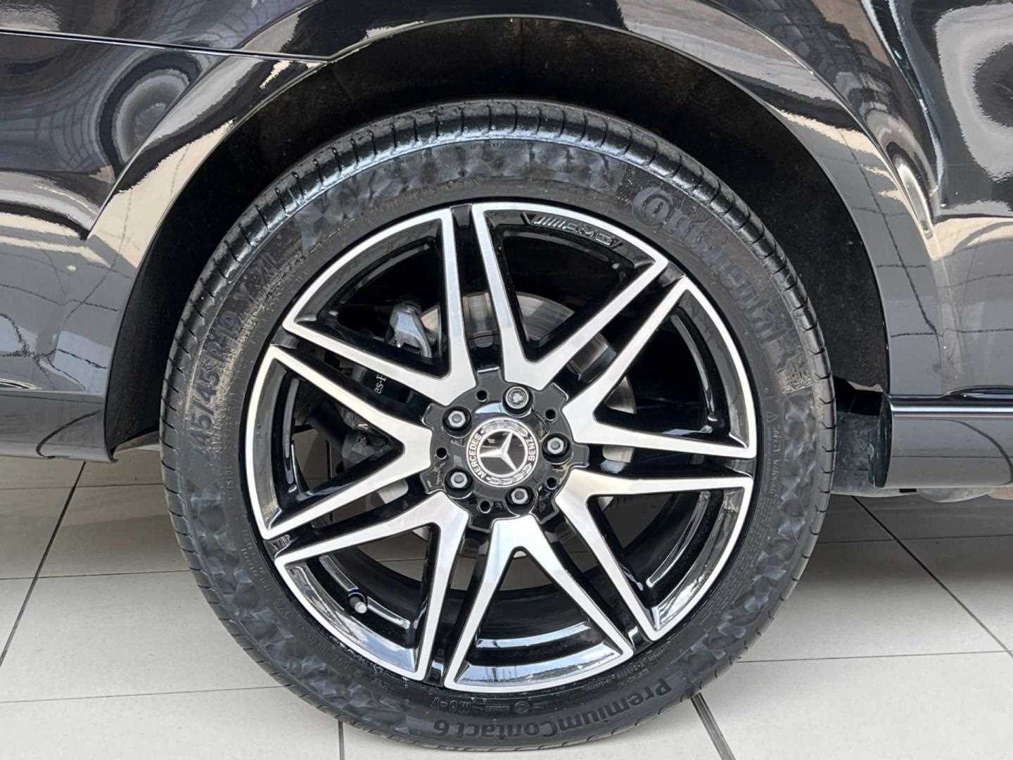 Used Mercedes-Benz V-Class 2023 for sale - 76156164: Photo 9