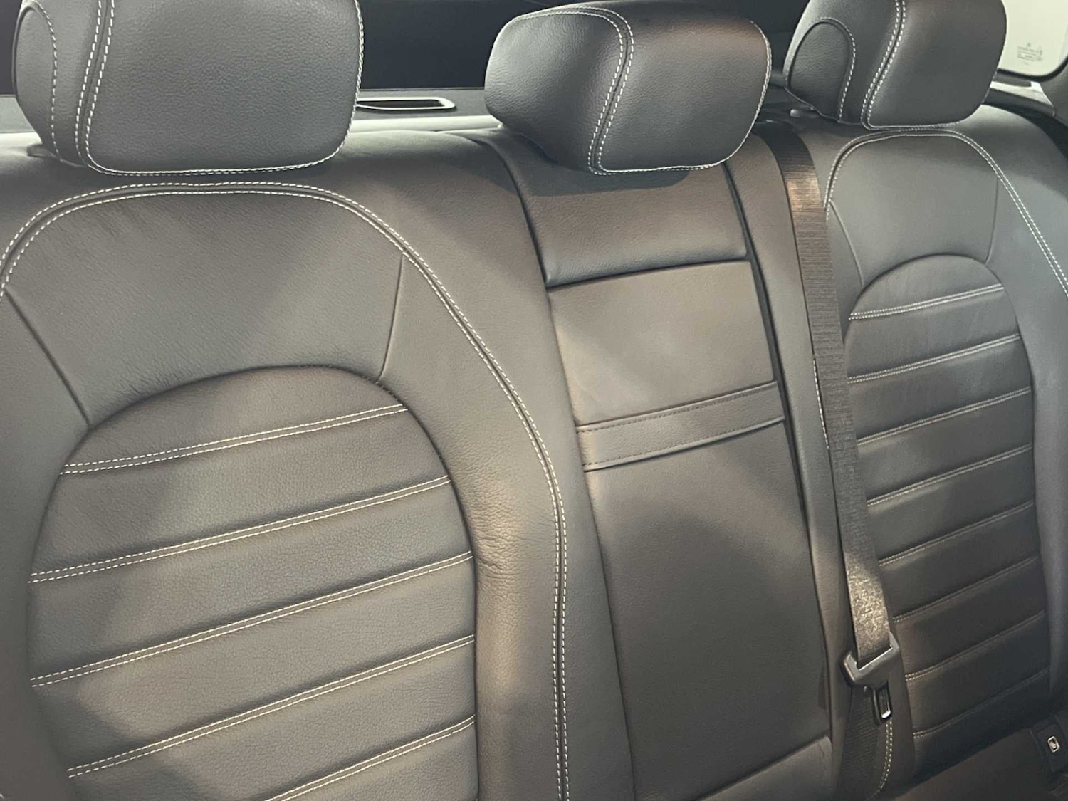 Used Mercedes-Benz GLC 2020 for sale - 76125871: Photo 16
