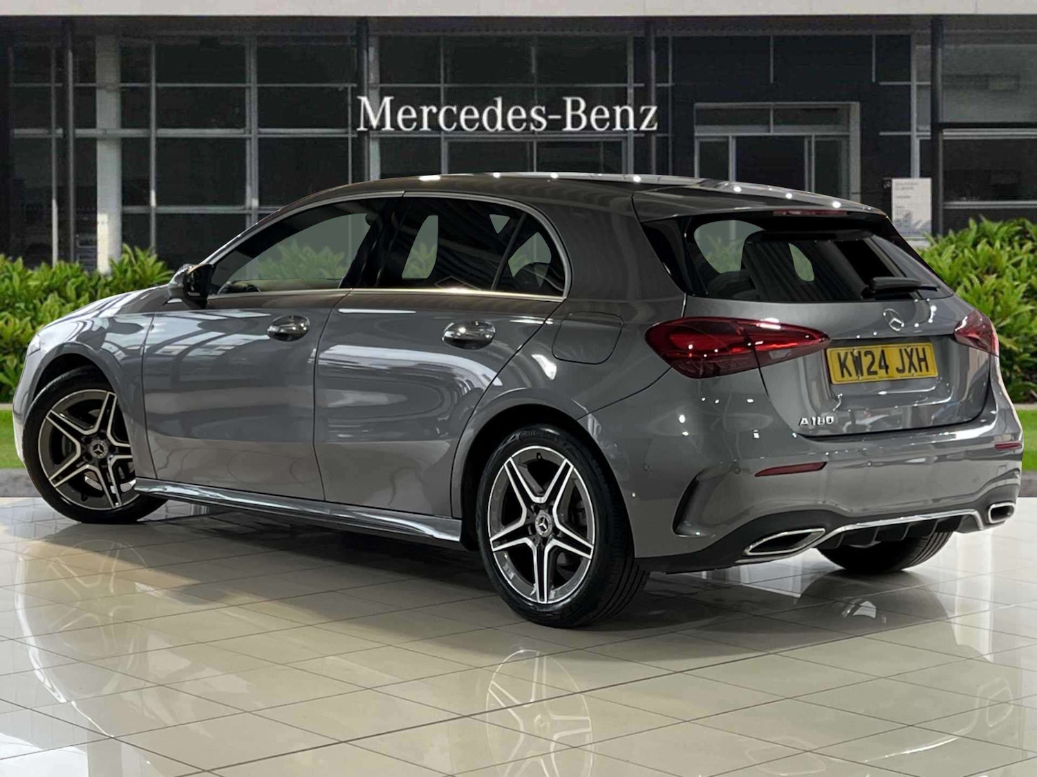 Used Mercedes-Benz A-Class 2024 for sale - 76373682: Photo 2