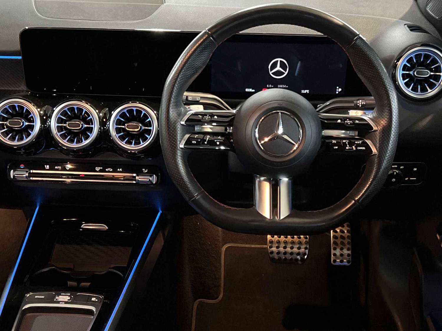 Used Mercedes-Benz GLB 2024 for sale - 77270221: Photo 18