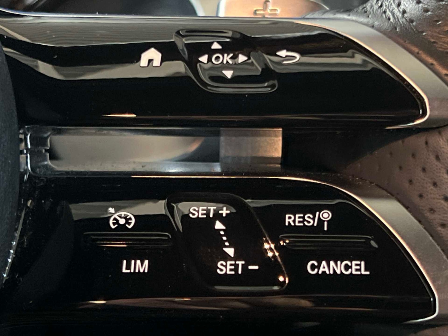 Used Mercedes-Benz GLB 2024 for sale - 77270221: Photo 32