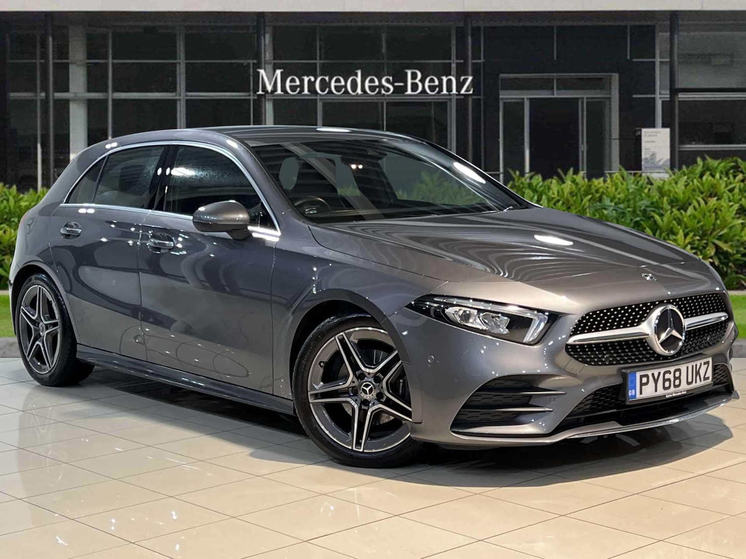 Used Mercedes-Benz A-Class 2019 for sale - 76460327: Photo 1